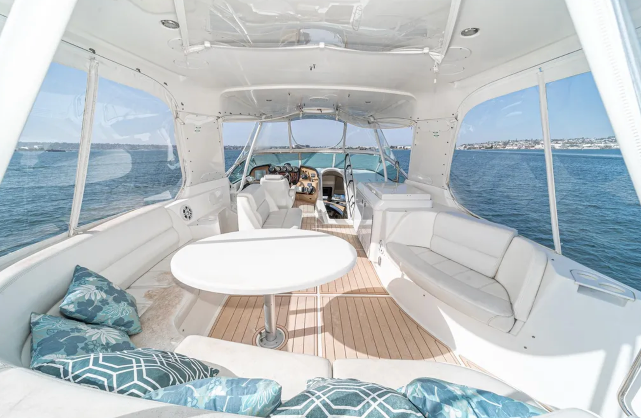 2003 Carver 570 Voyager Pilothouse | 59’ Motor Yacht