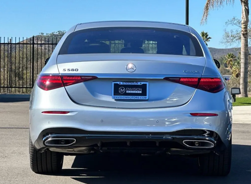 Mercedes-Benz S-Class 2025