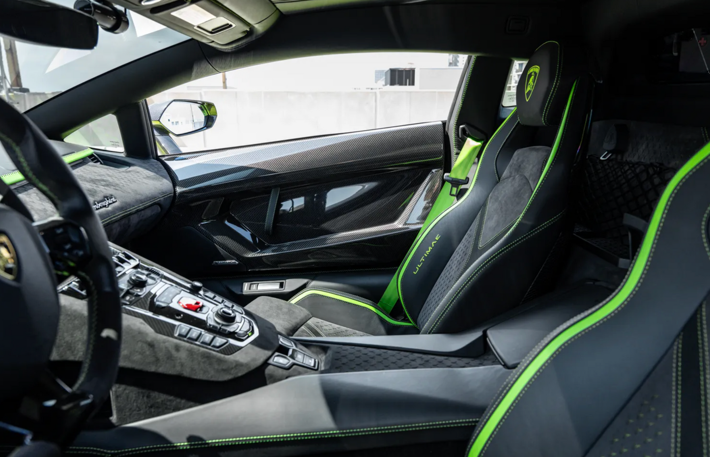 Lamborghini Aventador