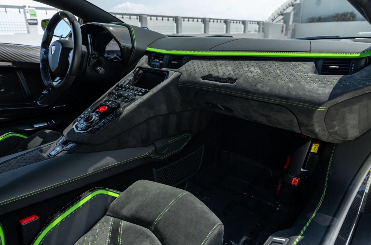 Lamborghini Aventador