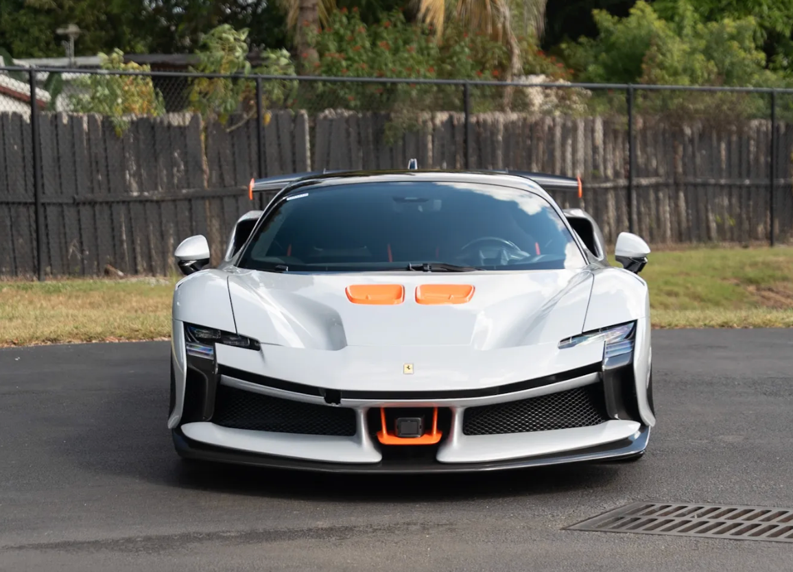 Ferrari SF90 Stradale